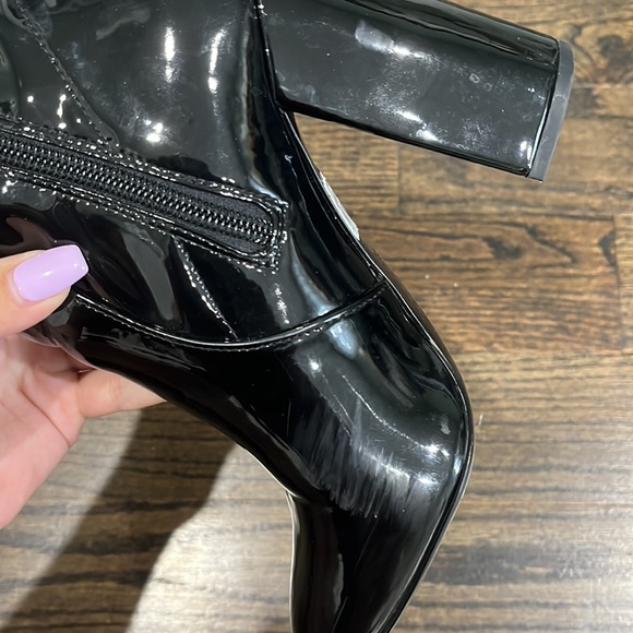 ALDO AURELLA BOOTIES - Picture 9 of 9